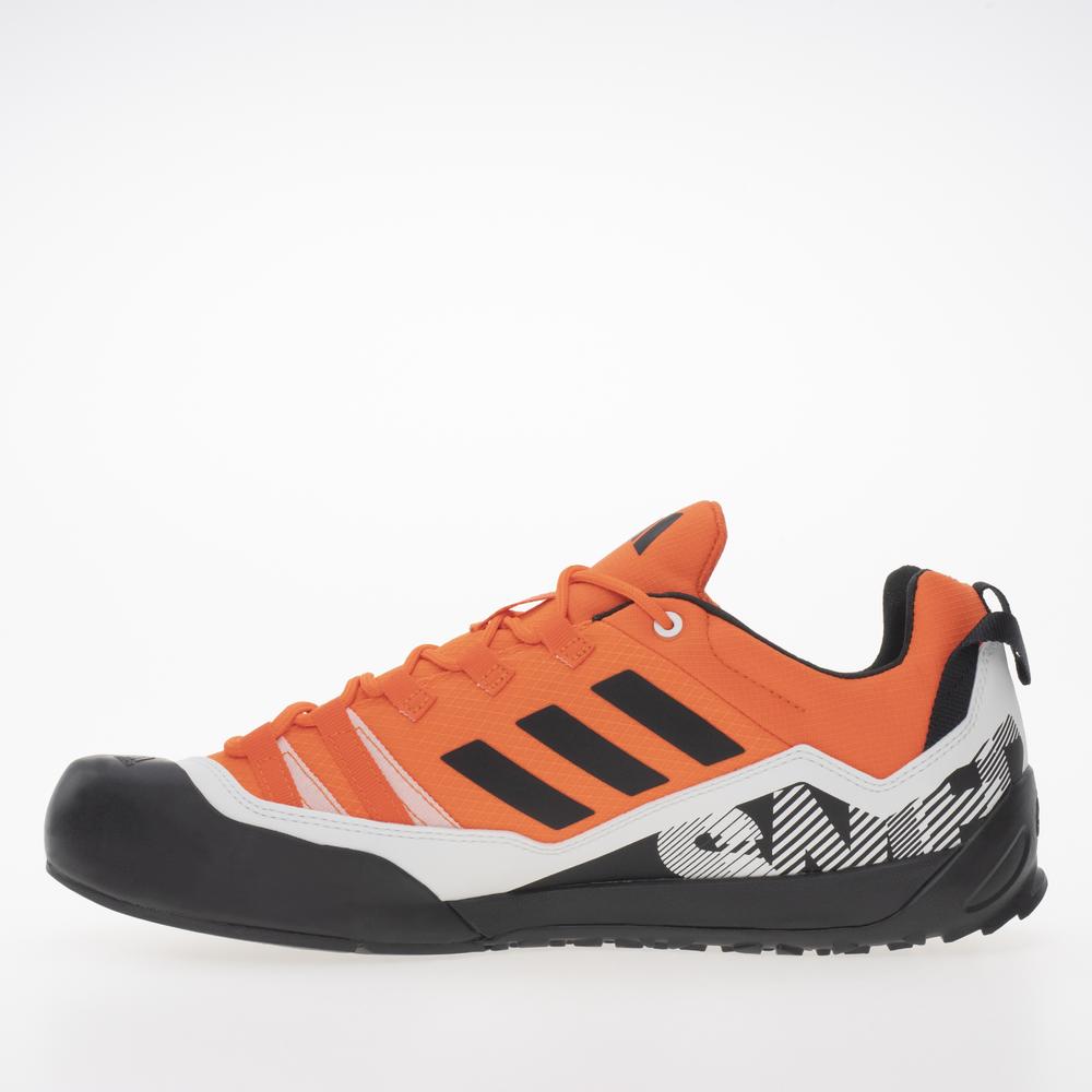 Boty adidas Terrex Swift Solo 2.0 Hiking IE6902 - oranžové