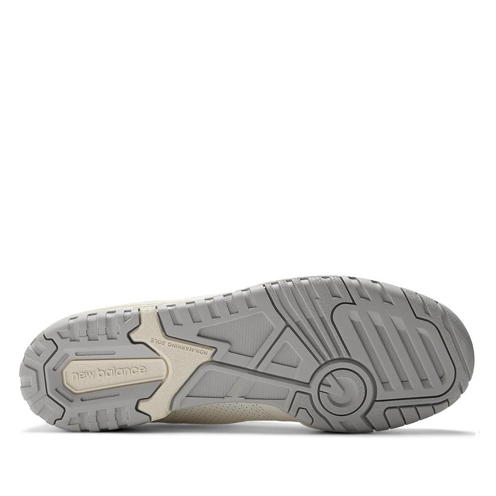 Unisex boty New Balance BB550PWG - bílé