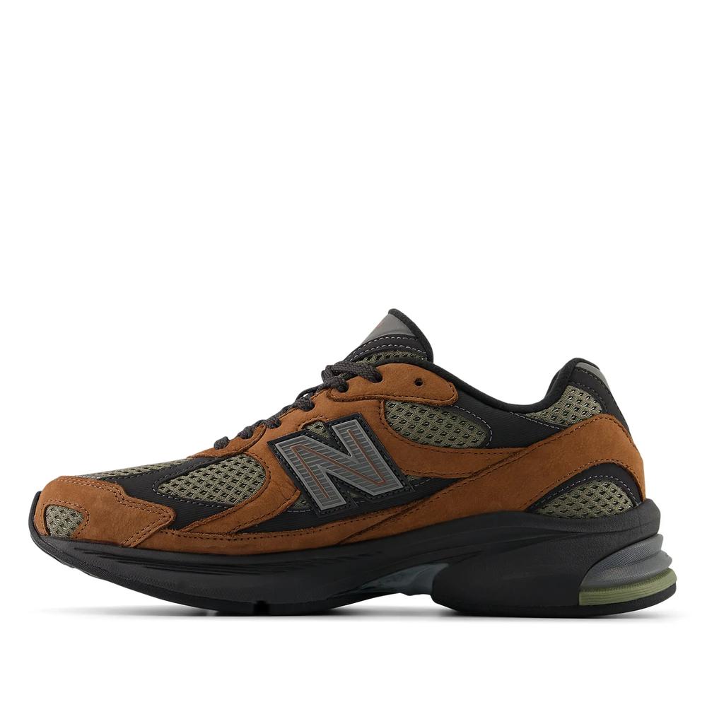 Unisex boty New Balance U2010ANV - hnědé