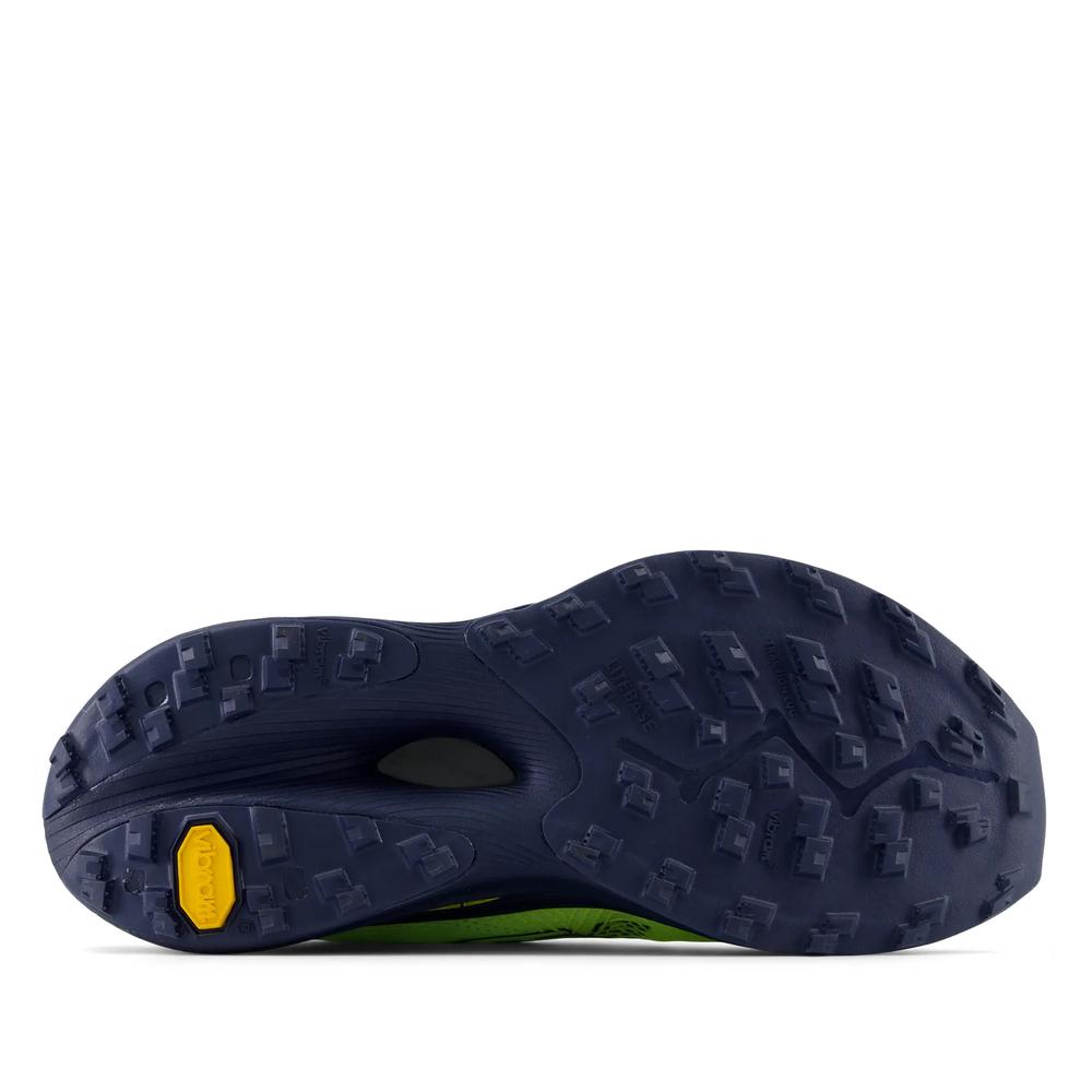 Dámské boty New Balance FuelCell SuperComp Trail WTTRXCC - zelené