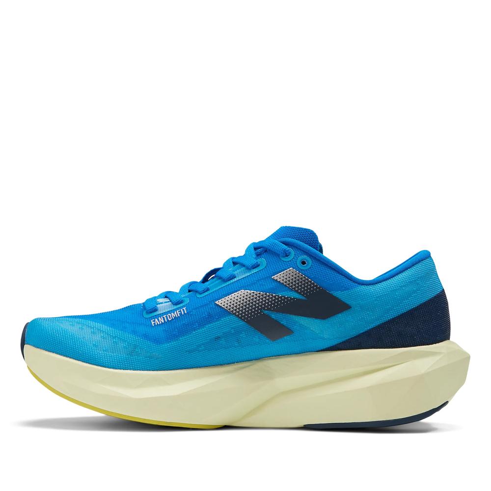 Boty New Balance FuelCell Rebel v4 WFCXLB4 - modré