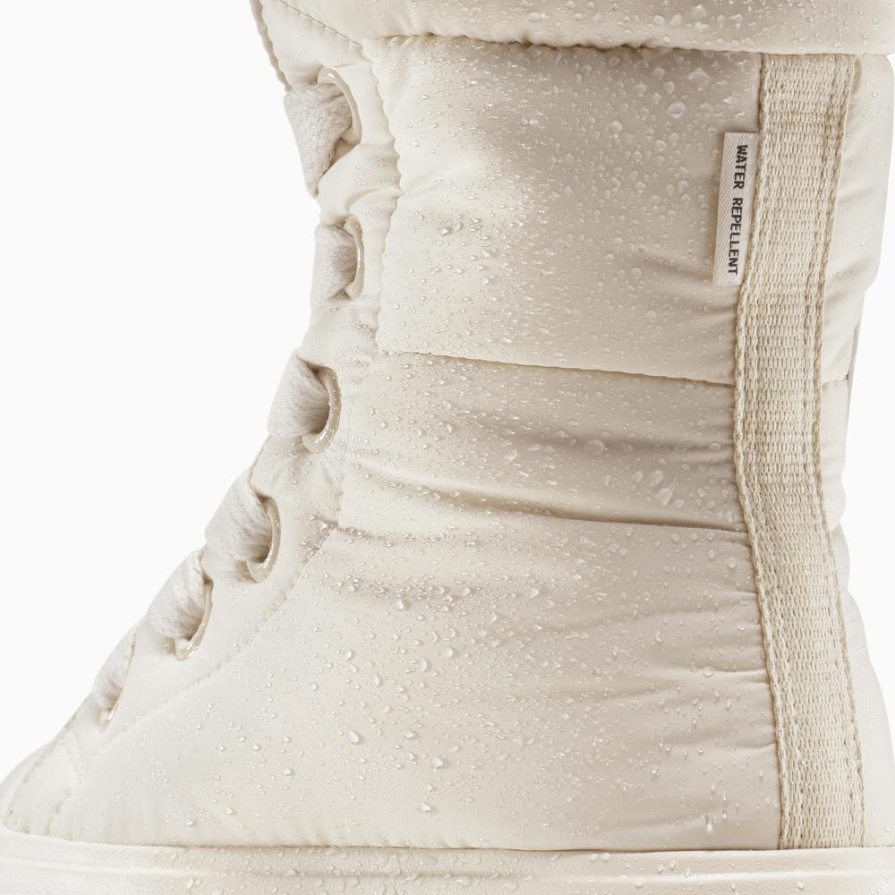 Dámské boty Converse Chuck Taylor All Star Elements Boot A14273C - bílé