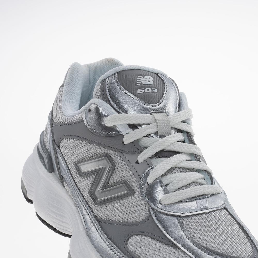 Dámské boty New Balance W6037JY - stříbně