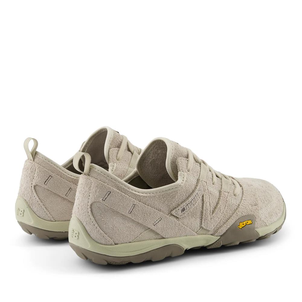 Unisex boty New Balance Minimus MT10OPS - béžové