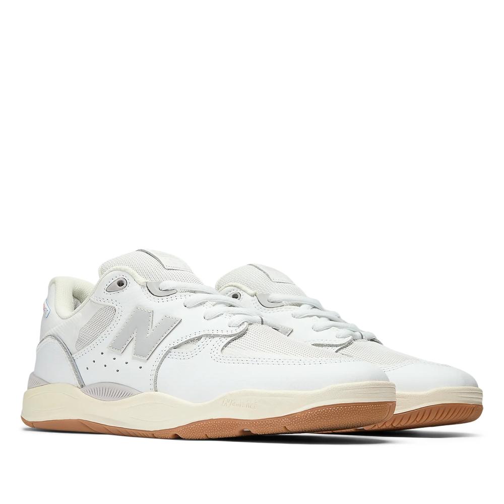 Boty New Balance Numeric NM1010AW - bílé