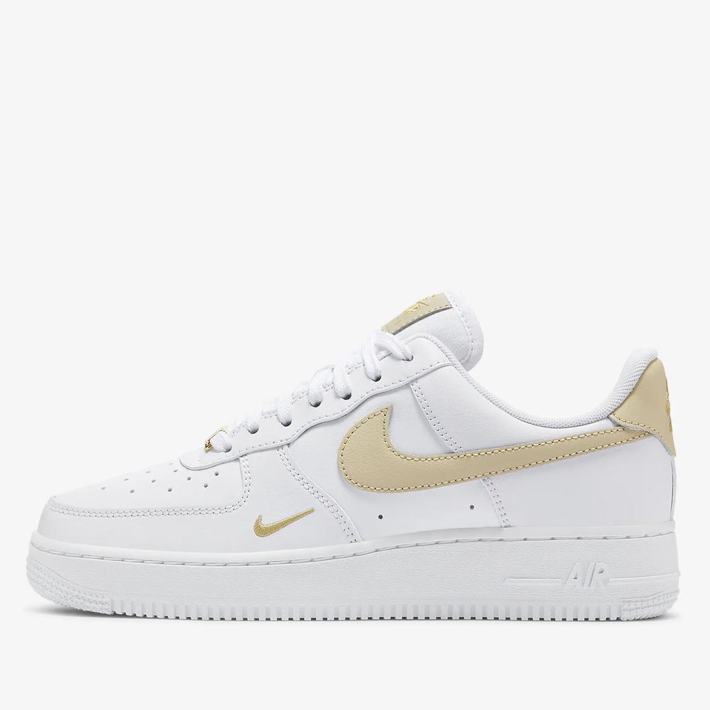 Boty Nike Air Force 1 '07 Essential CZ0270-105 - bílé