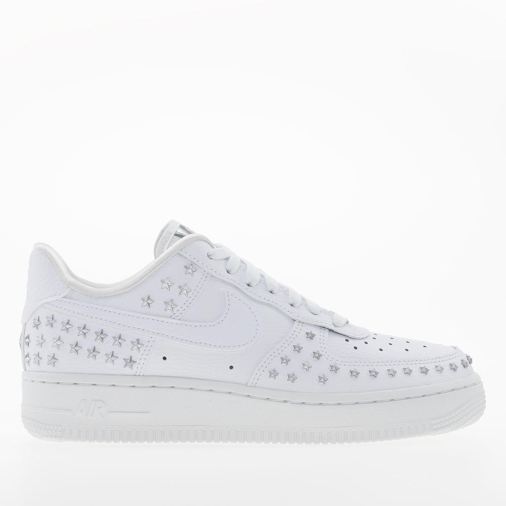 Dámské boty Nike Air Force 1 '07 XX Studded AR0639-100 - bílé