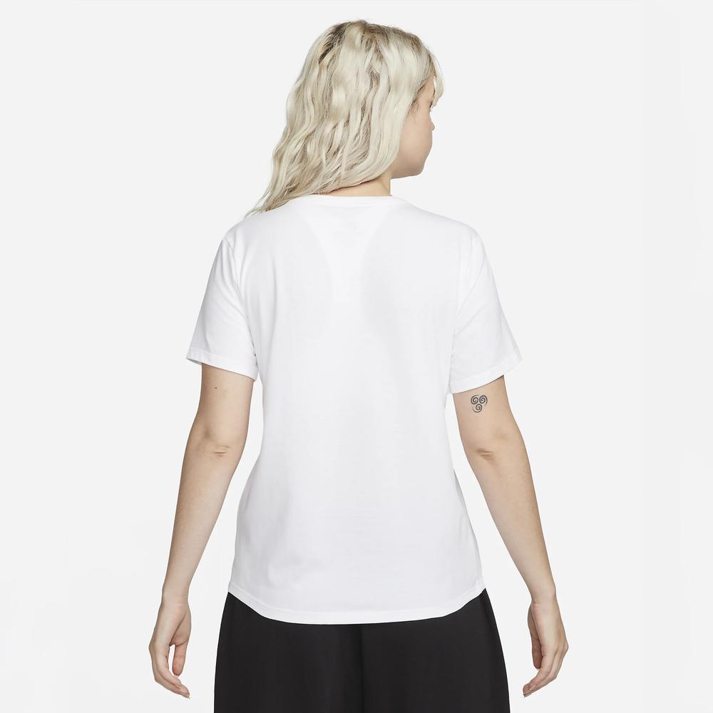 Tričko Nike Sportswear Club Essentials DX7902-100 - bílé