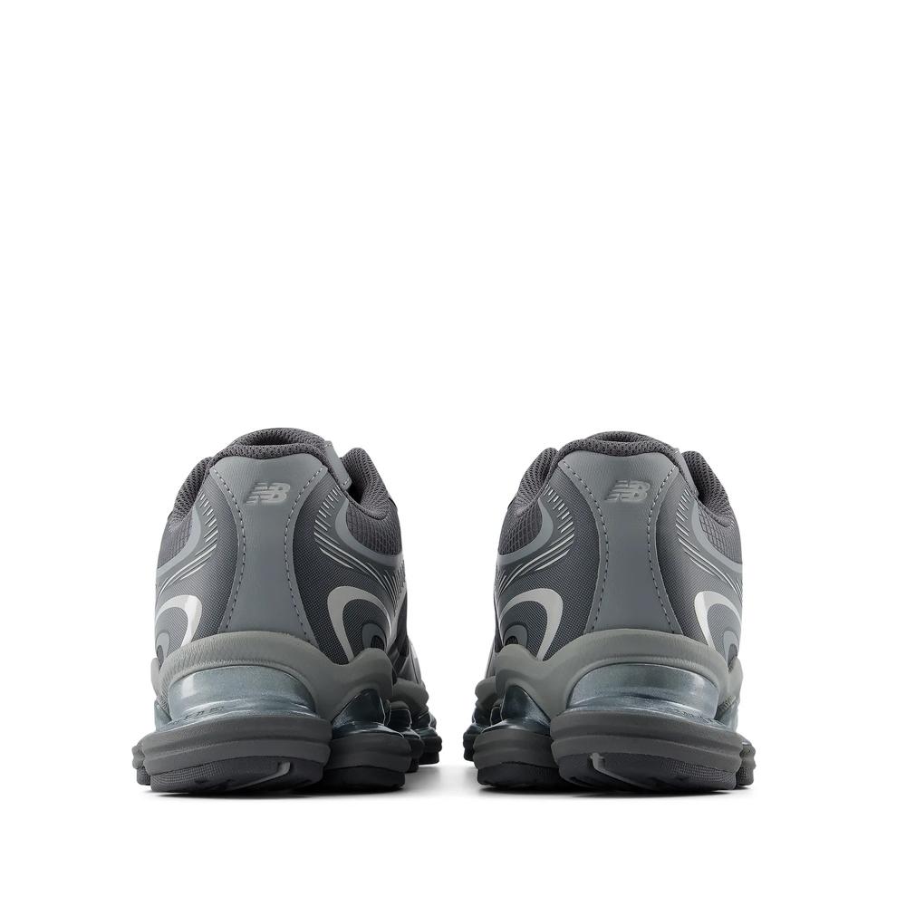 Unisex boty New Balance U20003W1 - šedivé