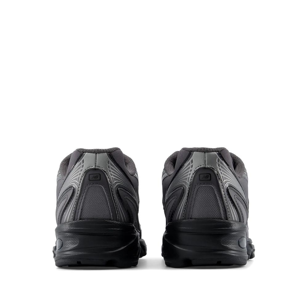 Unisex boty New Balance U7406Y8 - šedivé