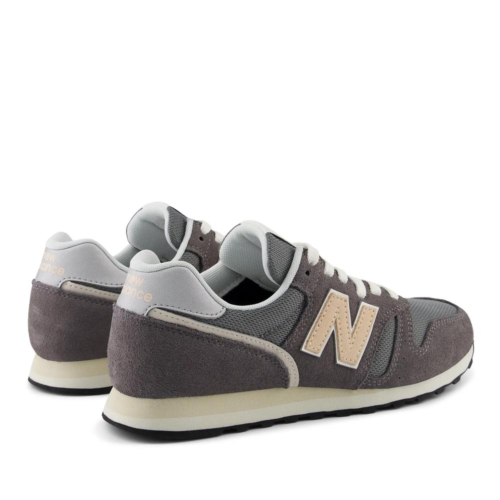 Boty New Balance WL373GW2 - šedivé