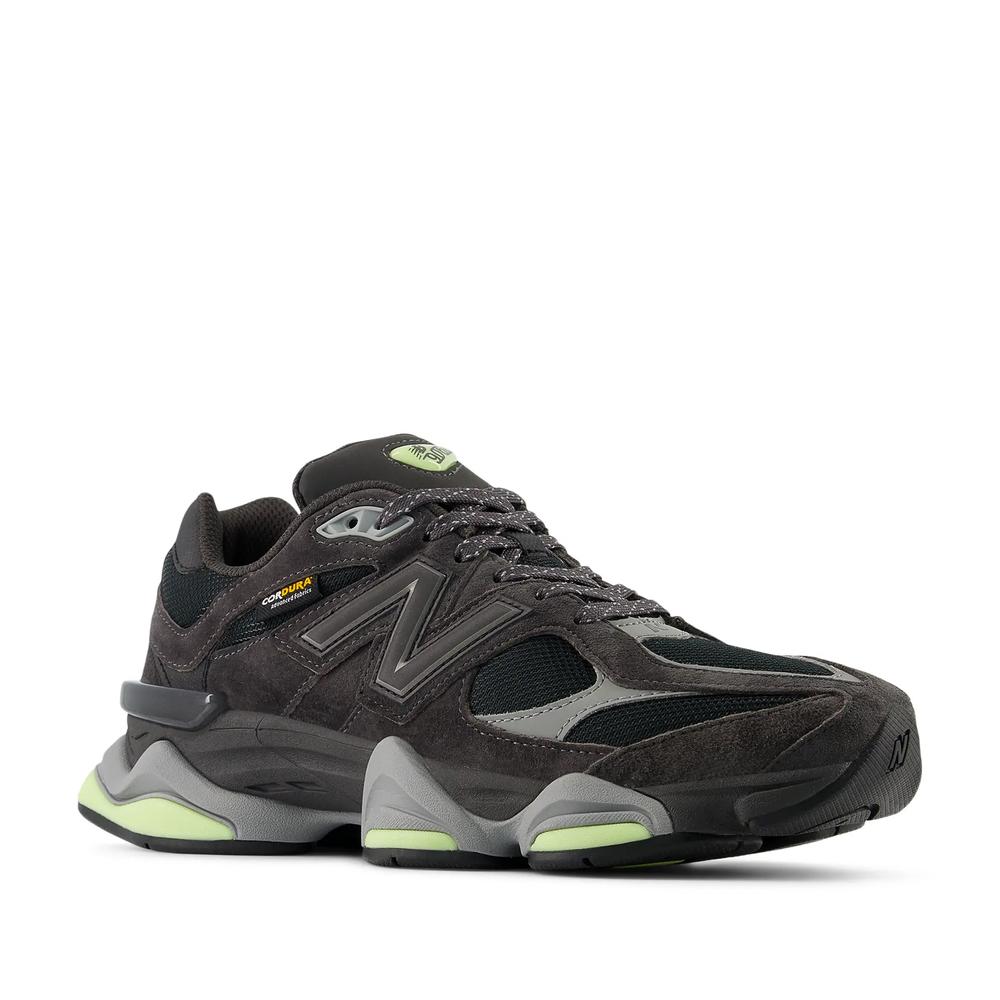 Unisex boty New Balance U90602P8  - hnědé