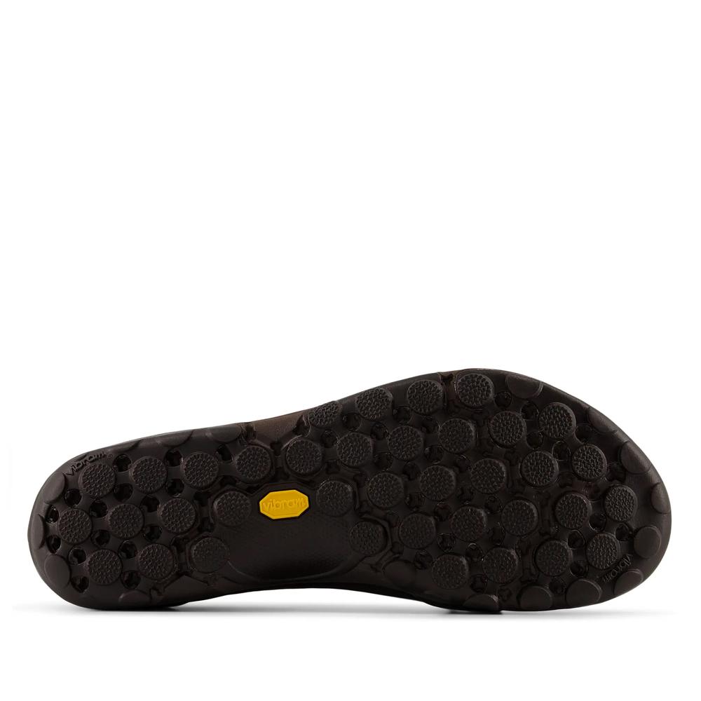 Unisex boty New Balance Minimus MT10T7OV - hnědé