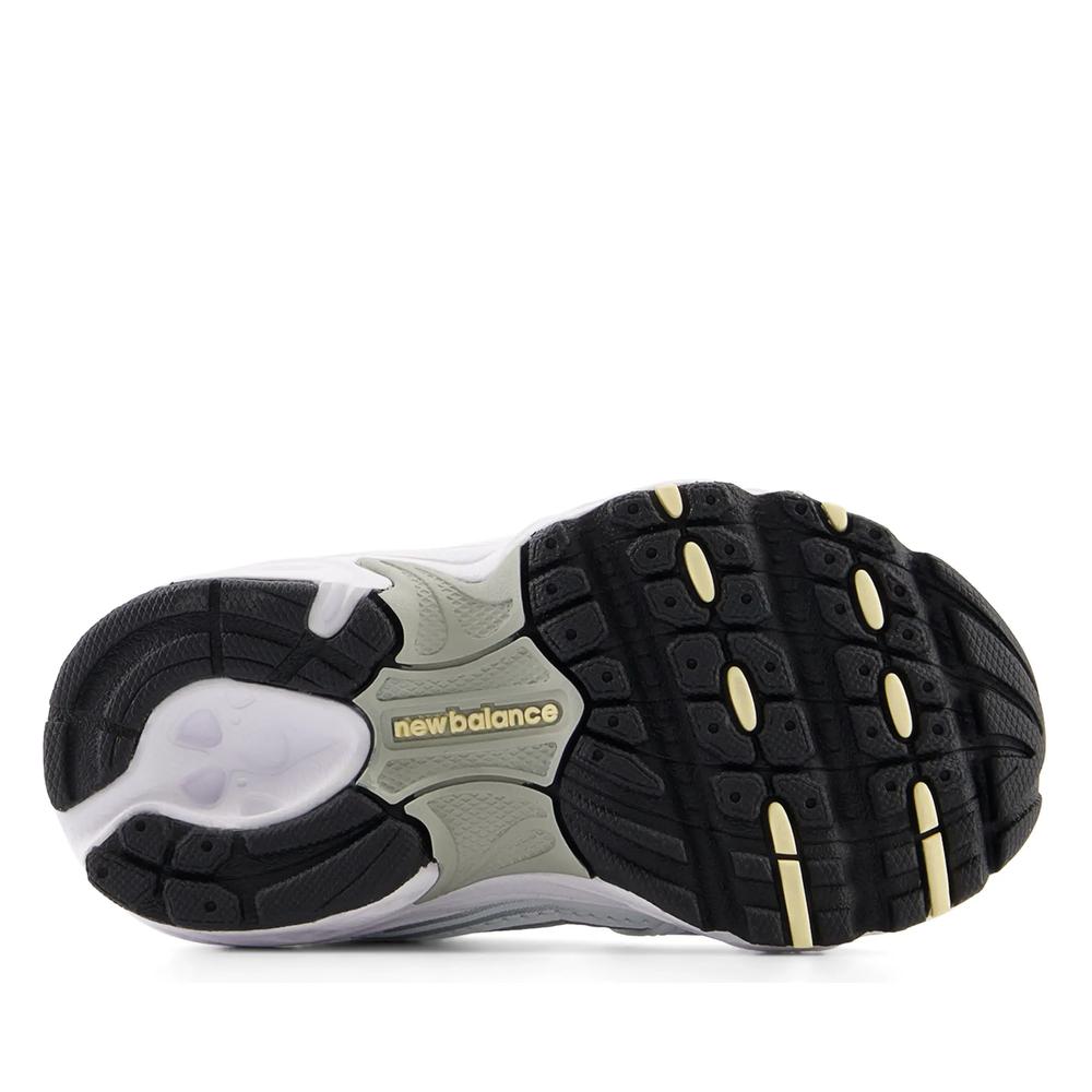 Boty dětské New Balance IZ530GA - bílé