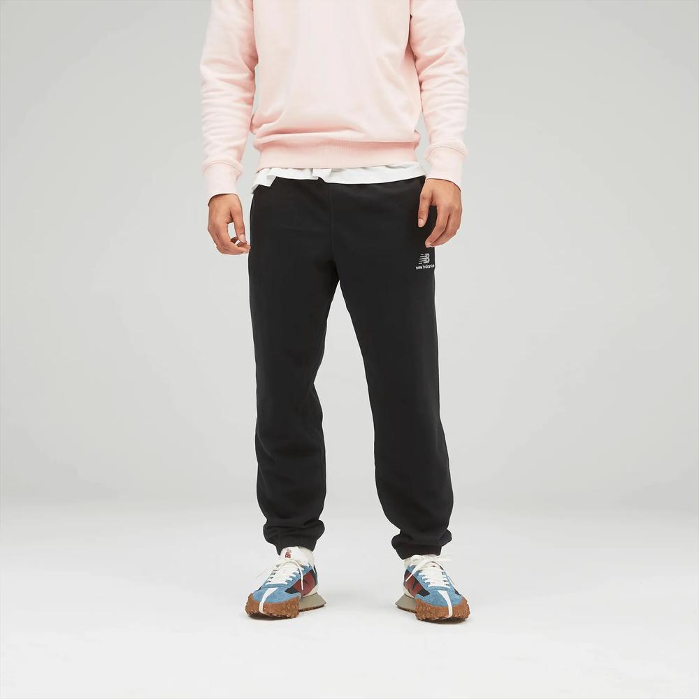 Sportovní tepláky New Balance UP21500BK - černé