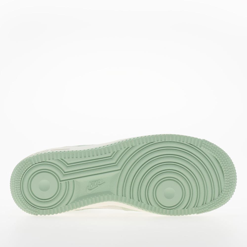 Dámské boty Nike Air Force 1 '07 SE HQ1497-099 - zelené