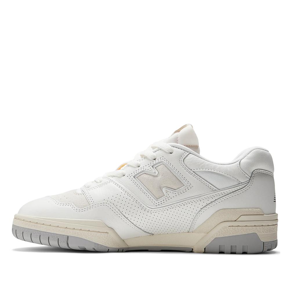 Unisex boty New Balance BB550PWG - bílé