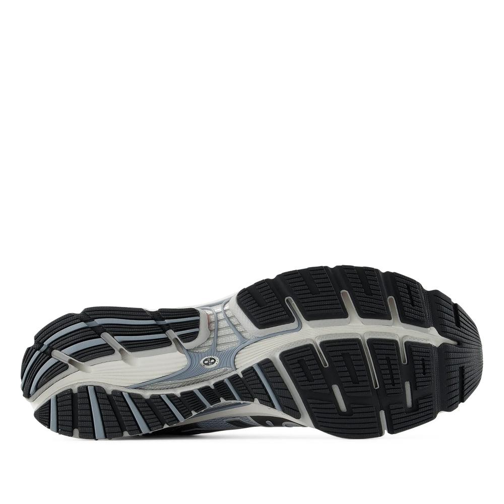 Unisex boty New Balance U18907NG - stříbně