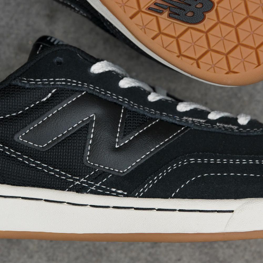 Boty pánské New Balance Numeric UN440BCO - černé