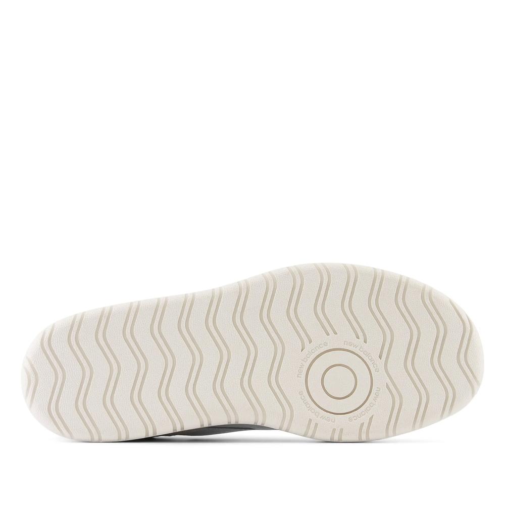 Boty unisex New Balance CT302VA – bílé