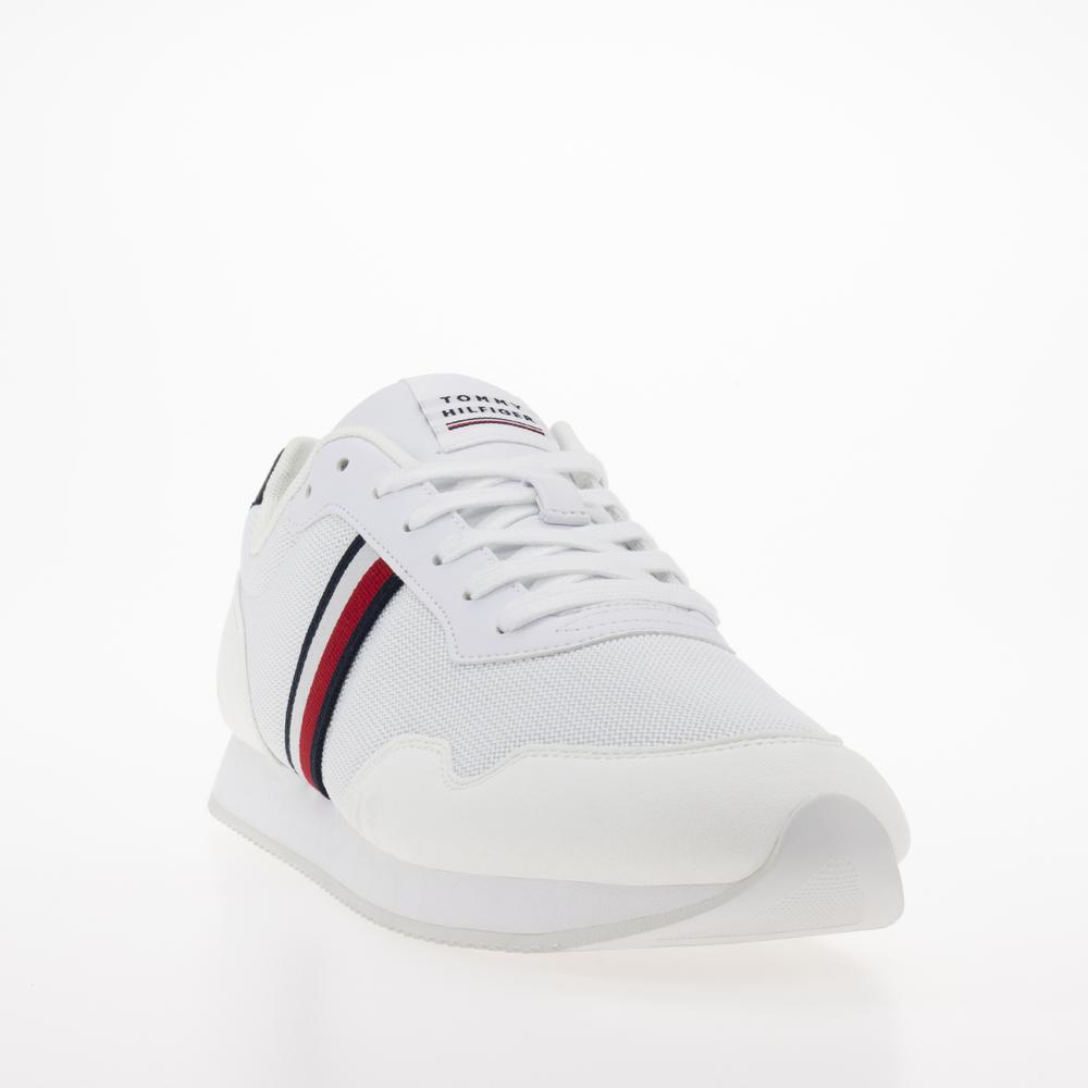 Boty Tommy Hilfiger Core Lo Runner FM0FM04504-YBS - bílé
