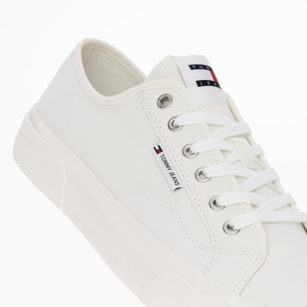 Boty Tommy Hilfiger Lace-Up Canvas EM0EM01365-YBL - bílé