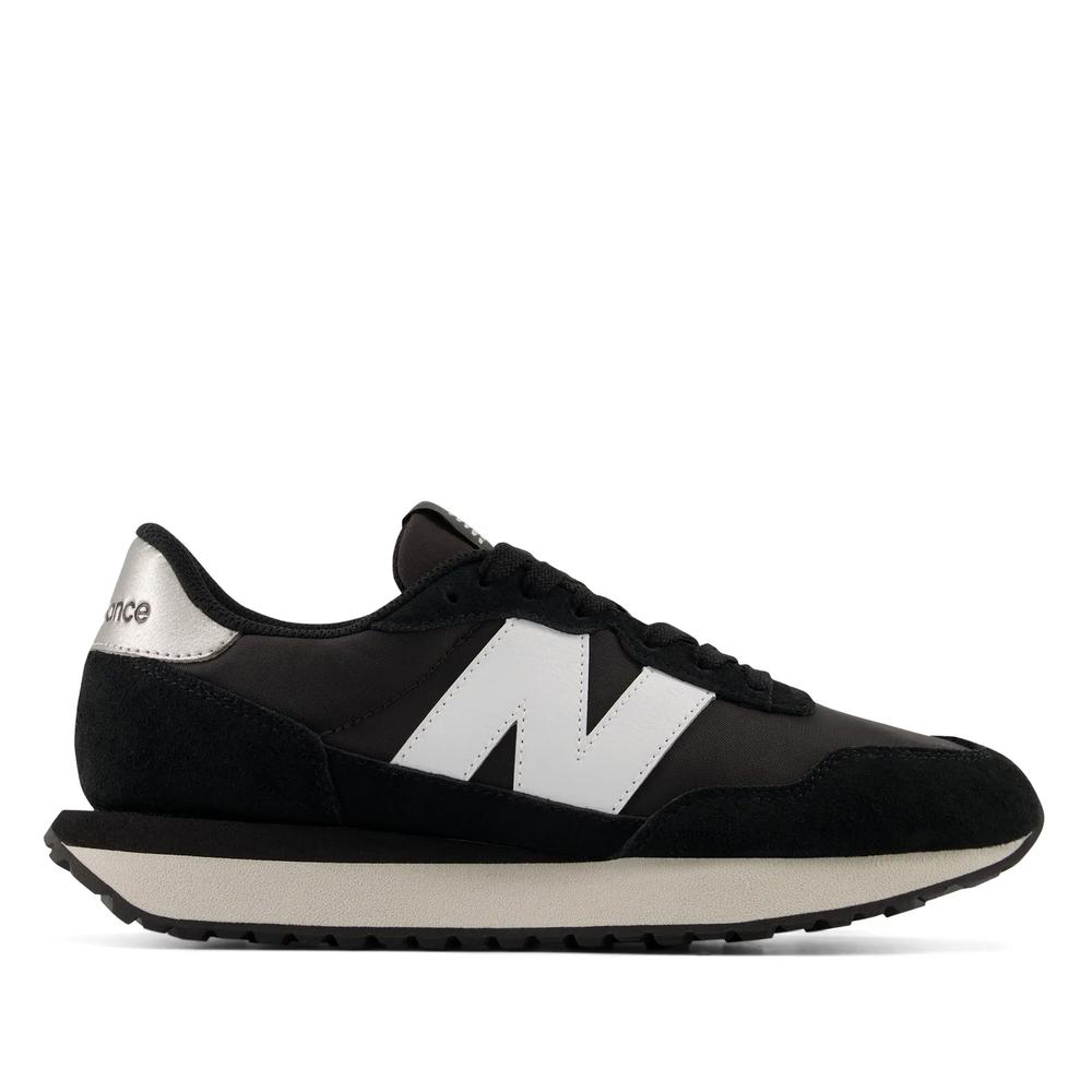 Dámské boty New Balance W23731P - černé