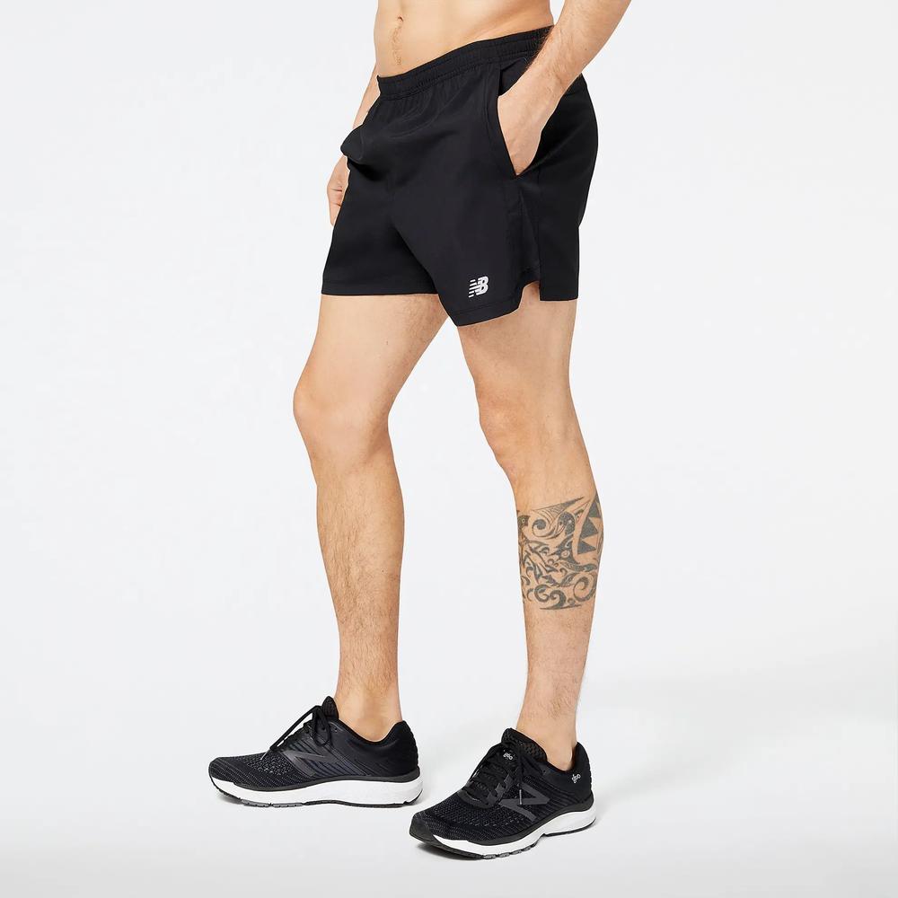 Pánské šortky New Balance MS23228BK – černé