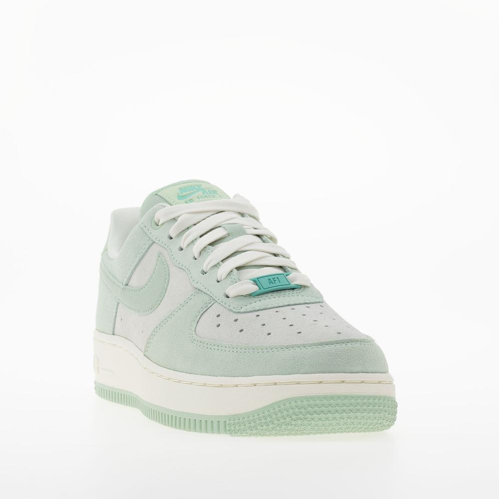 Dámské boty Nike Air Force 1 '07 SE HQ1497-099 - zelené