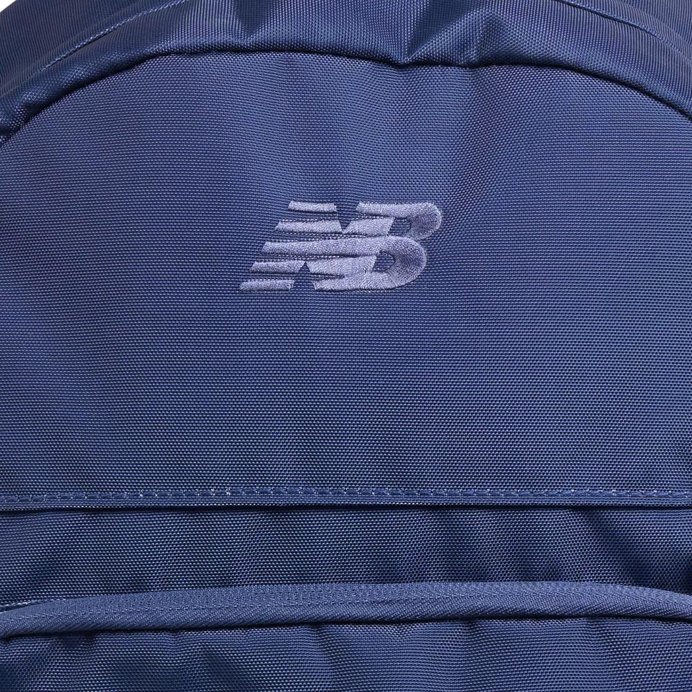 Batoh pro každého New Balance LAB23199VTI - tmavě modrě