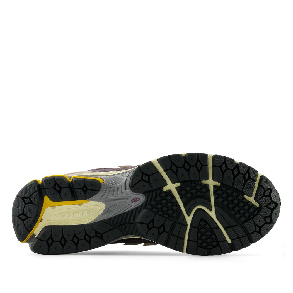 Boty New Balance M1906RRA - bordové