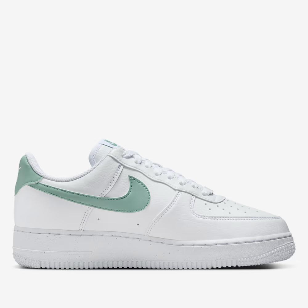Dámské boty Nike Air Force 1 '07 Next Nature DV3808-112 - bílé