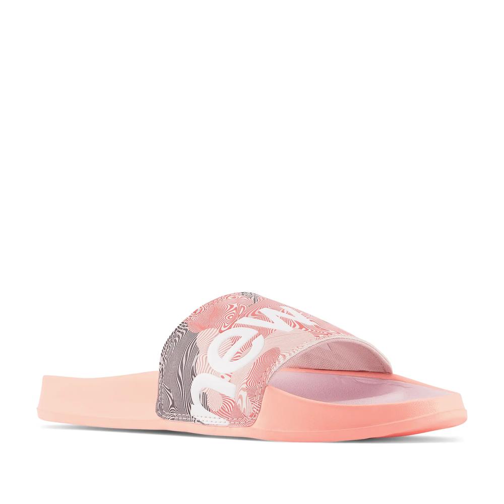 Pantofle New Balance SUF200P2 – oranžové