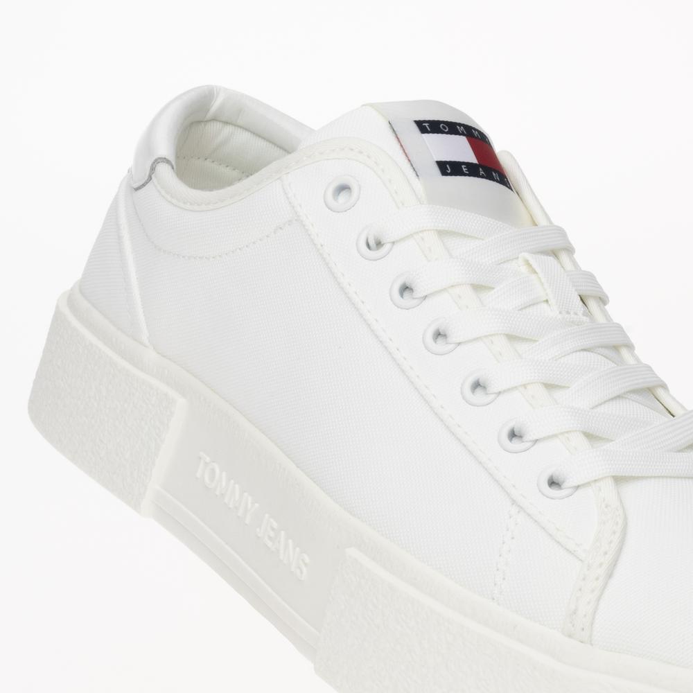 Boty Tommy Jeans Floxing Flatform EN0EN02480-YBL - bílé
