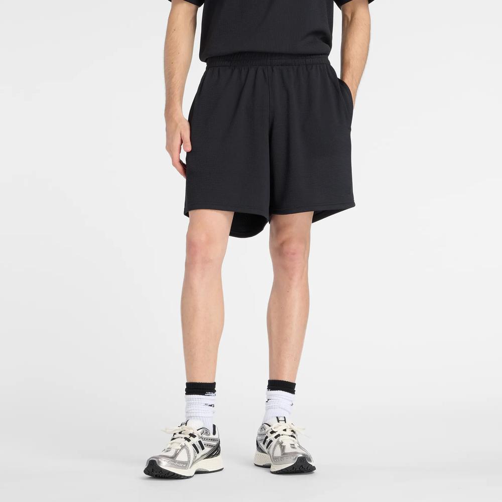 Pánské šortky New Balance MB61V17CBK - černé