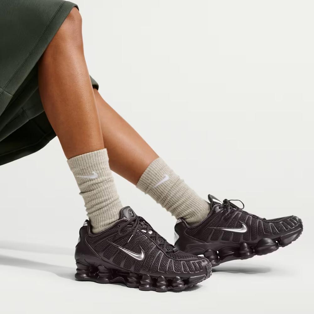 Dámské boty Nike Shox TL IH2559-201 - hnědé