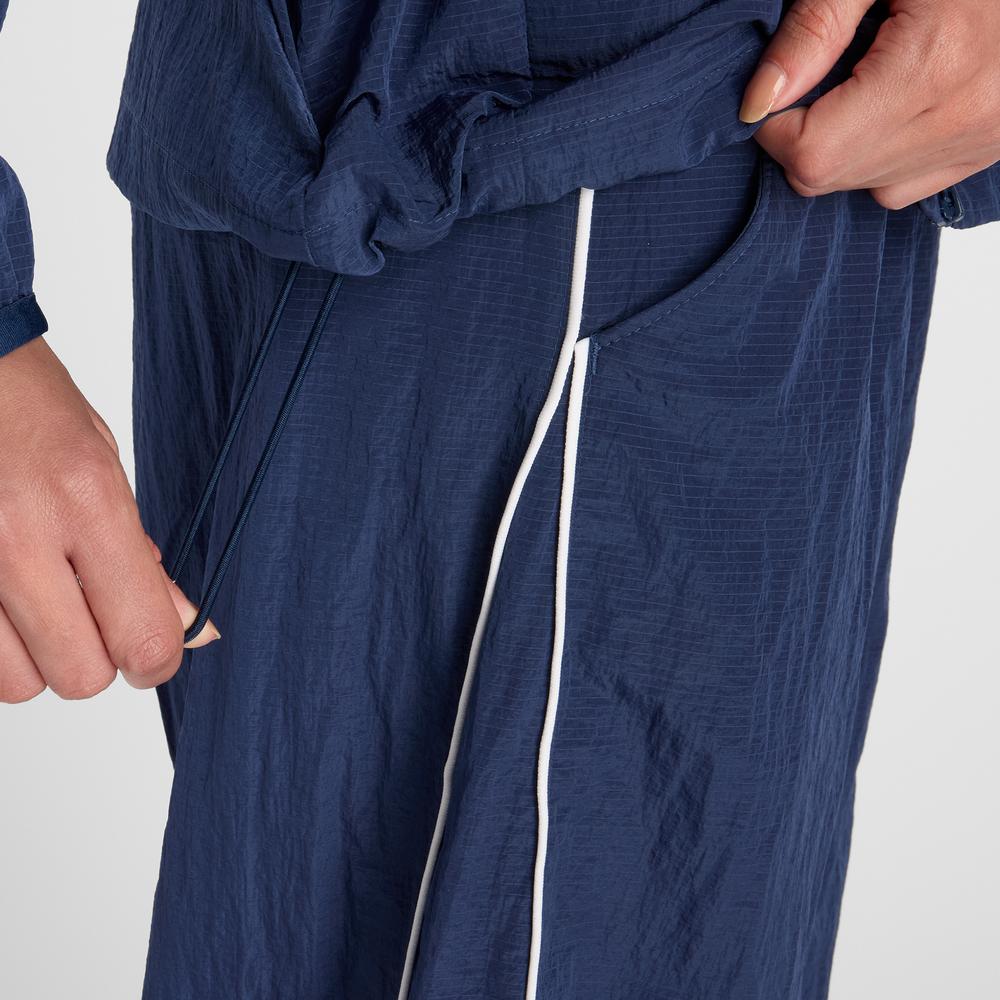 Dámská bunda New Balance WJ6113KSNNY - tmavě modrě