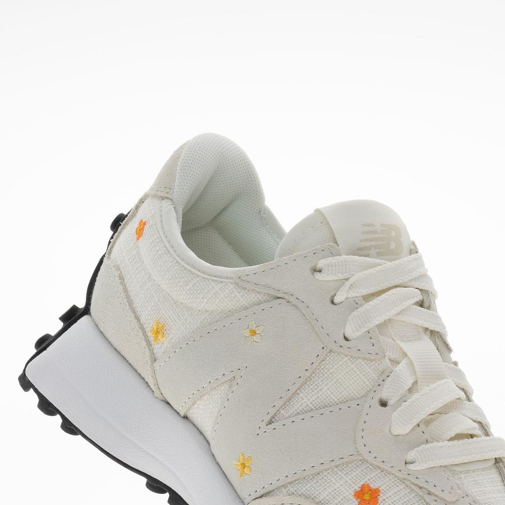 Dámské boty New Balance WS327DCA - bílé