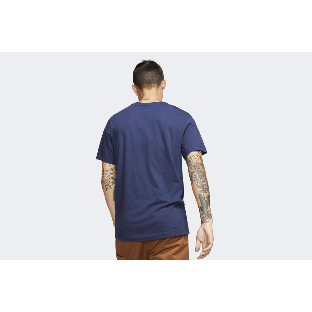 NIKE SPORTSWEAR CLUB > AR4997-410