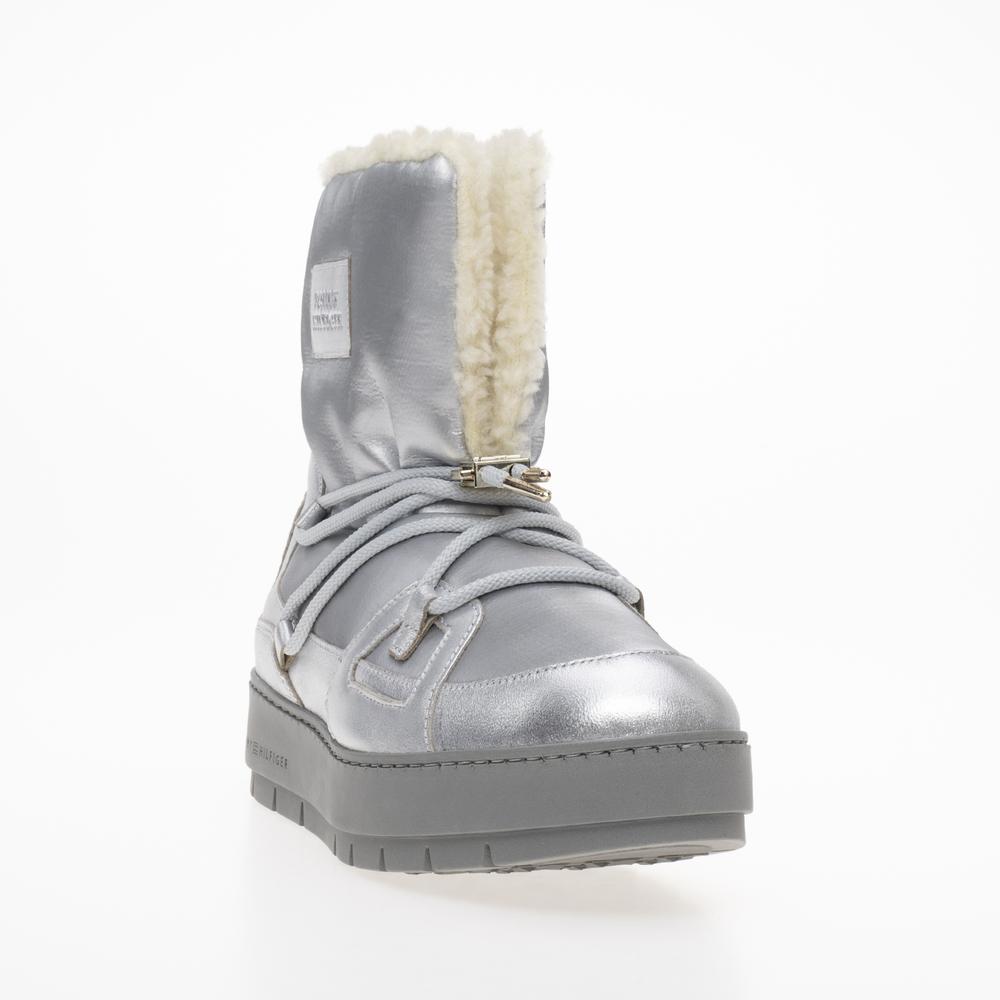 Boty Tommy Hilfiger Tommy Essential Silver Boots FW0FW07506-0IM - stříbně