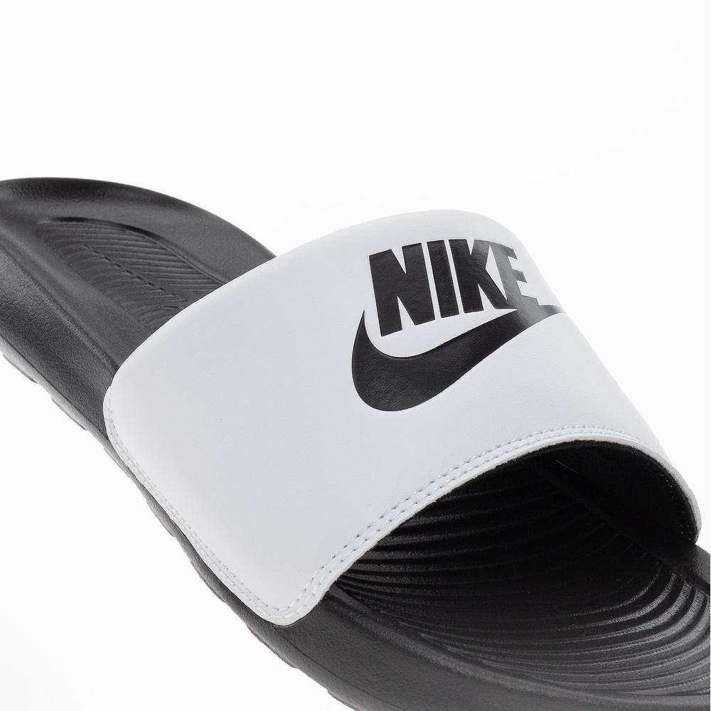 Žabky Nike Victori One CN9675-005 - bílé