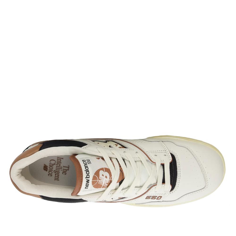 Unisex boty New Balance BB550VGC - bílé