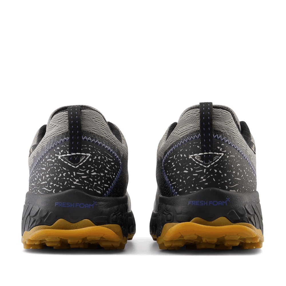 Boty New Balance Fresh Foam Hierro v7 MTHIGQ7 - šedivé