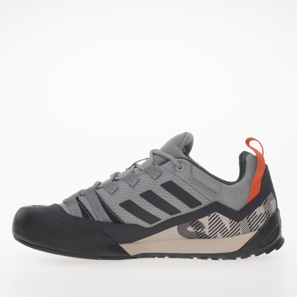 Boty adidas Terrex Swift Solo 2.0 Hiking ID3449 - šedivé