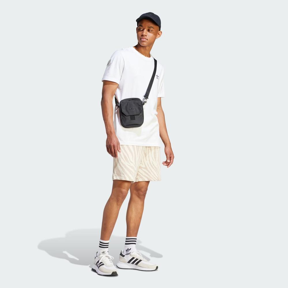 Čepice adidas Originals Premium Essentials Dad IC3031 - černé