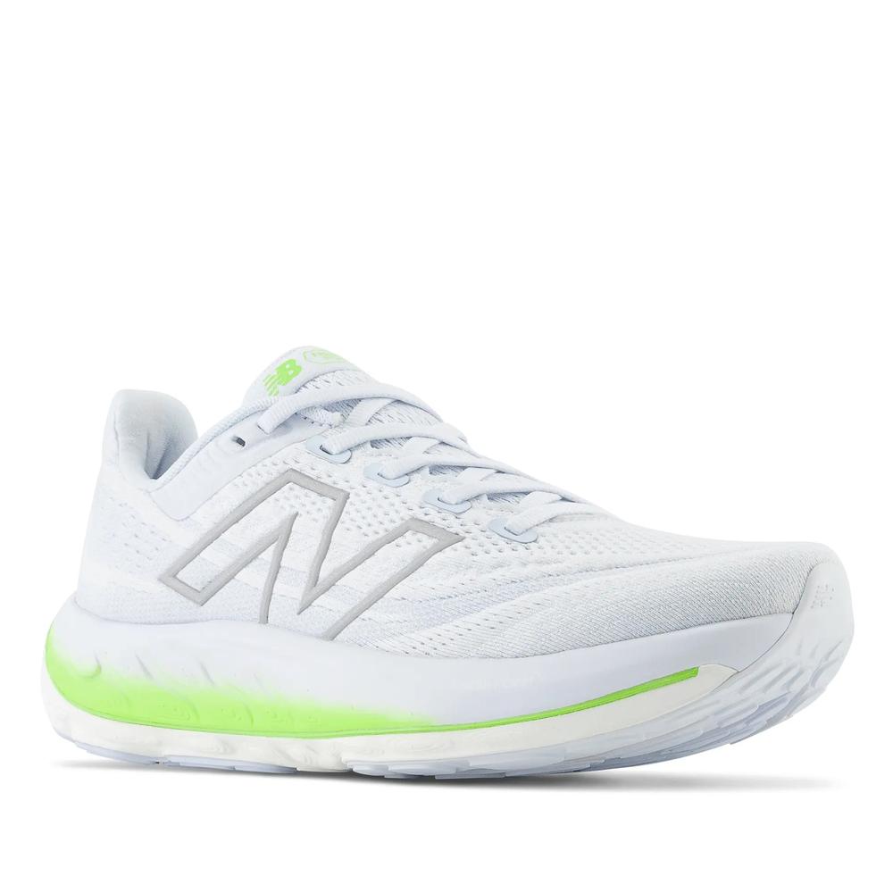 Boty New Balance Fresh Foam Vongo v6 WVNGOLI6 - bílé