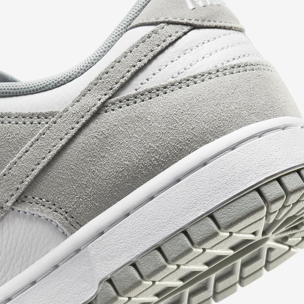 Boty Nike Dunk Low Retro SE FQ8249-101 - šedivé
