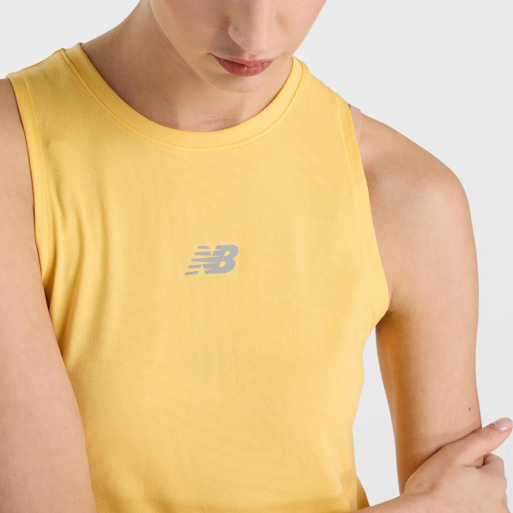 Dámské tričko New Balance WT51252CEE - žluté
