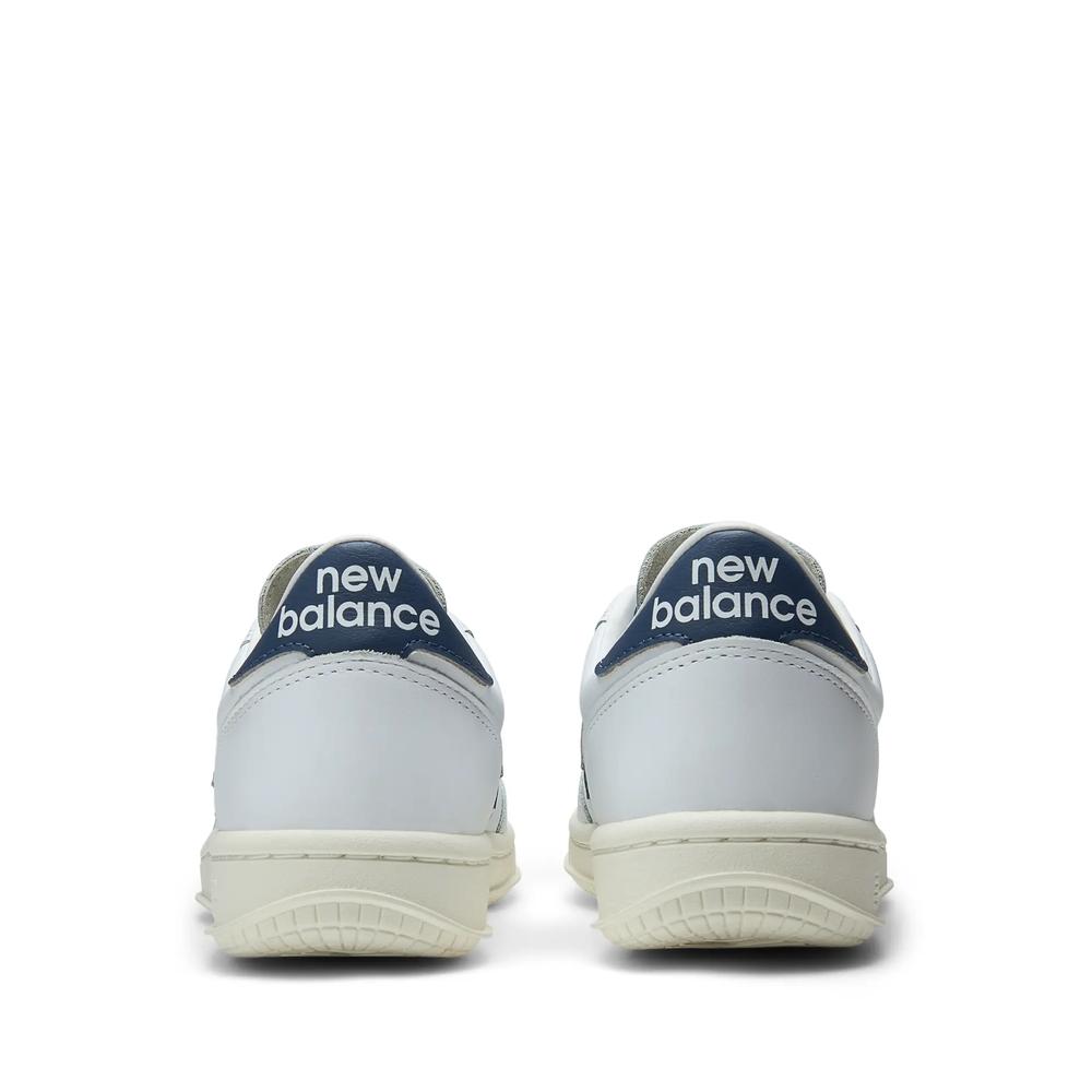 Pánské boty New Balance U5002D3 - bílé