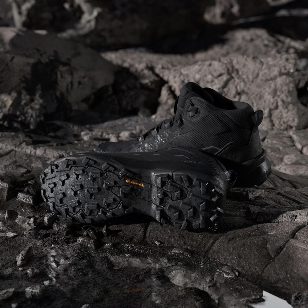 Dámské boty adidas Terrex Skychaser AX5 Mid GTX JQ2207 - černé